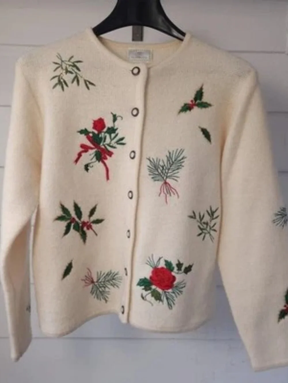 Vintage Susan Bristol 100% Wool Embroidered Holiday Cardigan Roses Holly Cream M